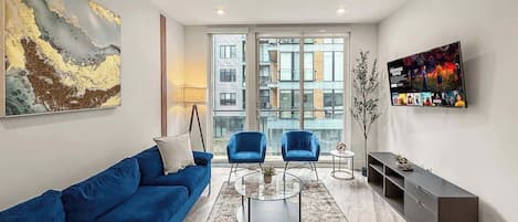 Televisión y oficina