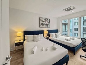 WiFi, bed sheets
