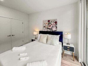 WiFi, bed sheets