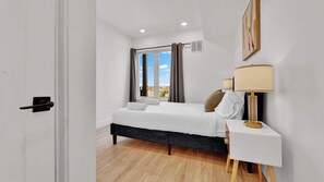 1 bedroom, WiFi, bed sheets