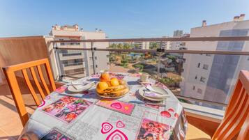 Apartment, 3 Bedrooms, Accessible, Smoking | Terrace/patio