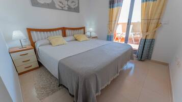 Apartment, 3 Bedrooms, Accessible, Smoking | 3 bedrooms