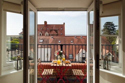 Apartment in Tenby Near South Beach