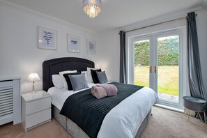 Apartment | 3 bedrooms, iron/ironing board - Apartment in Tenby Near South Beach (Tenby)