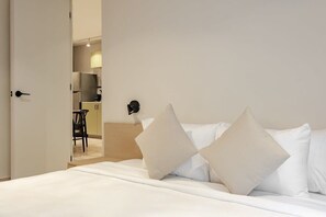 1 bedroom, desk, iron/ironing board, WiFi