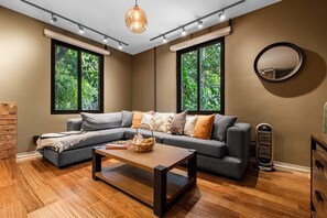 Télévision, espaces bureaux