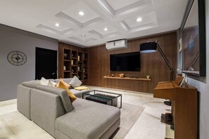 Fernseher, Arbeitsbereiche