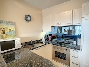 Apartment | Private kitchen