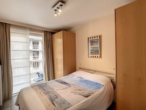 Appartement | 2 chambres, fer et planche à repasser