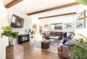 TV, fireplace, offices