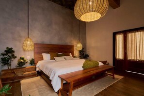 In-room safe, desk, laptop workspace, iron/ironing board - Stay Ortenxia (Oaxaca)