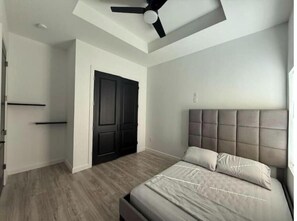 4 makuuhuonetta, Wi-Fi, vuodevaatteet