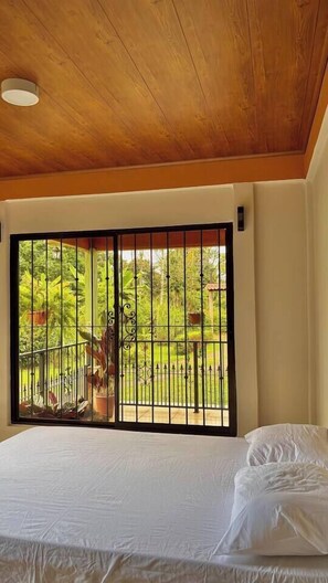 3 chambres, Wi-Fi, literie fournie