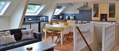 Cottage | Bếp riêng