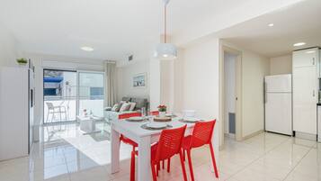 Apartment | Dining