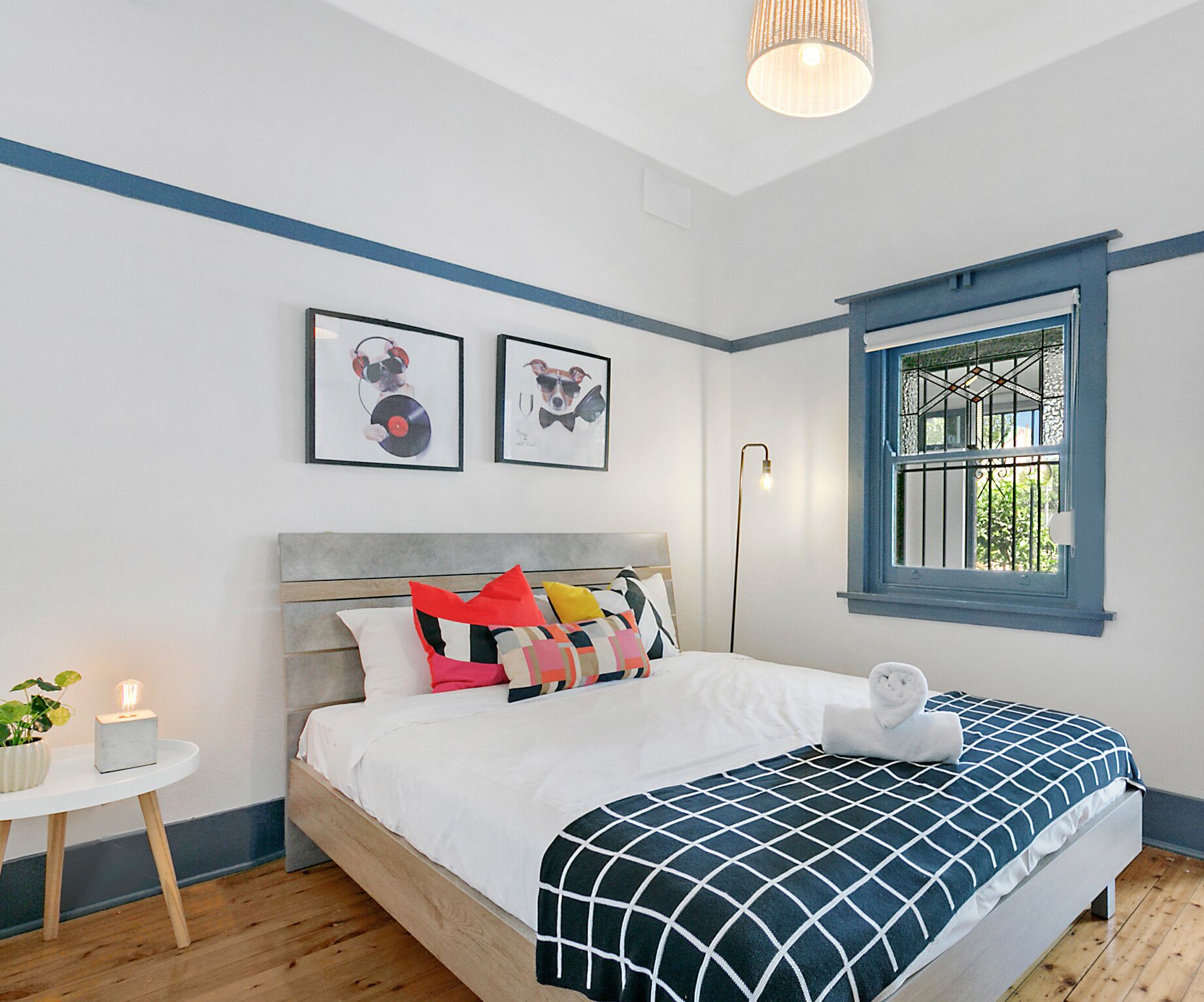 Desk, free WiFi, bed sheets