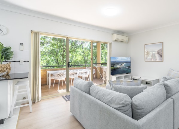 Klassiek appartement, Meerdere bedden | Woonruimte