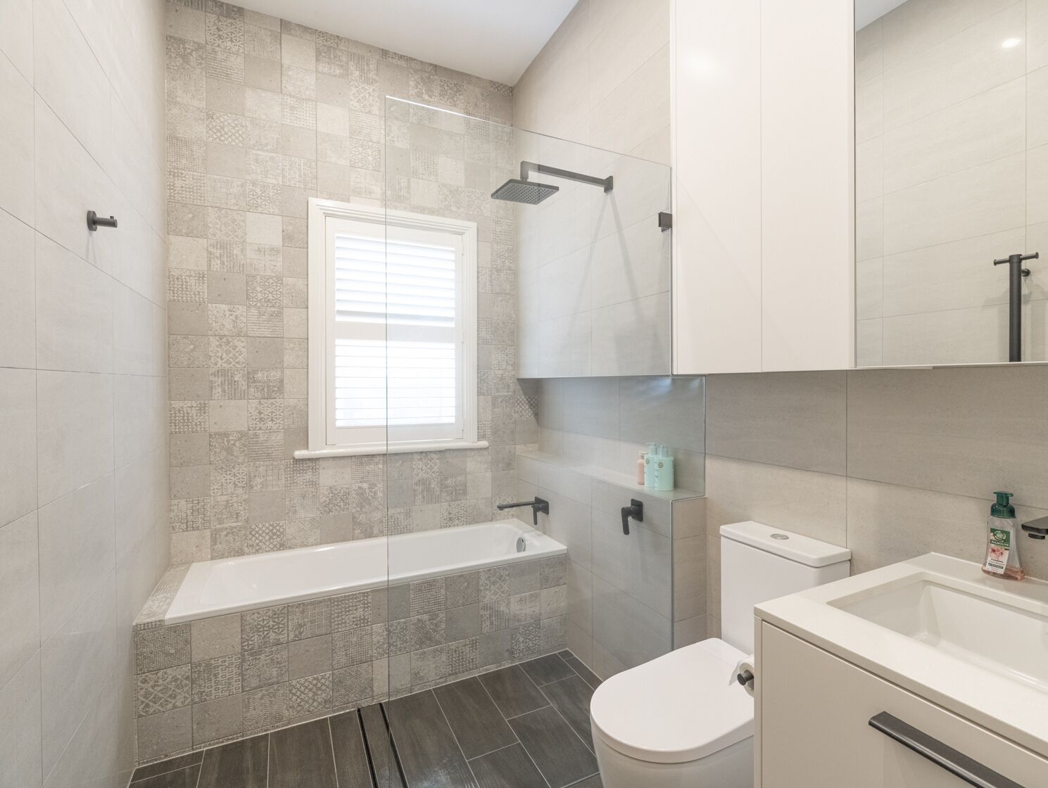 舒適公寓, 多張床 | 浴室 | 吹風機、拖鞋