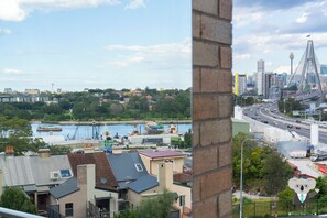 Exterior - Kozyguru | Rozelle | Bridge View With Carpark (Rozelle)