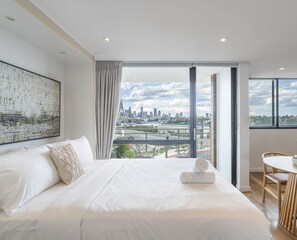 City Apartment, 1 Double Bed | Free WiFi - Kozyguru | Rozelle | Bridge View With Carpark (Rozelle)