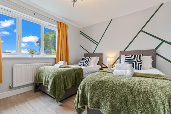 2 bedrooms, iron/ironing board, travel cot, WiFi