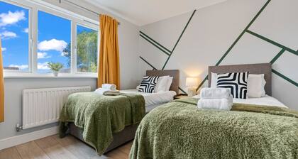 Charming House • Central Location • Free Parking