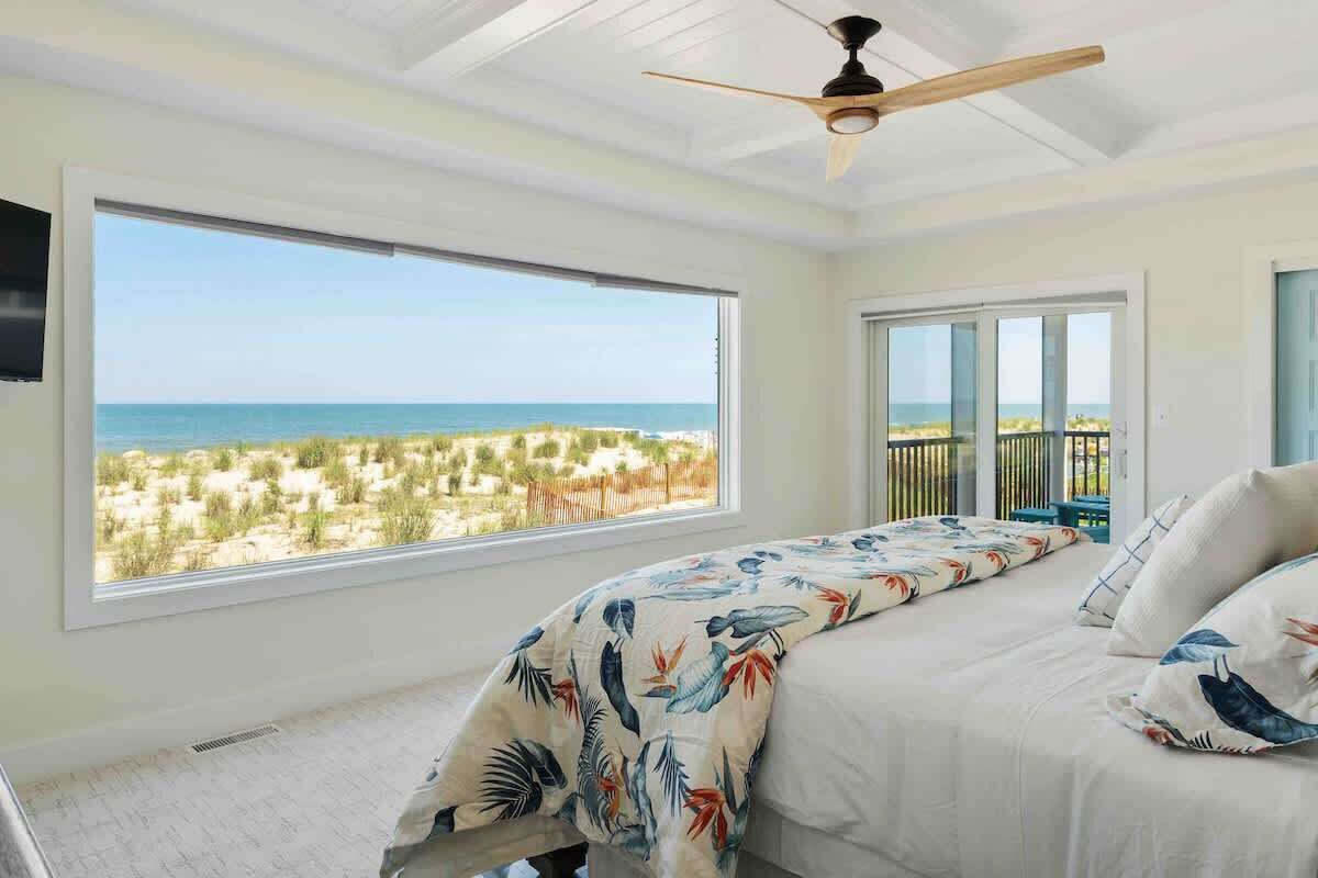 5 Schlafzimmer, Schreibtisch, Bügeleisen/Bügelbrett, Reisekinderbett