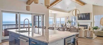 Beachfront Luxury Villa in Dewey Beach, Two Master Bedroom