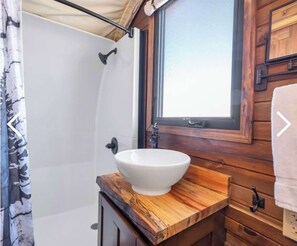 Shower, towels