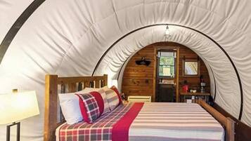 1 habitación, wifi y ropa de cama