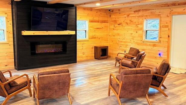 Interior - Pop up Camper Site Water & Electric Up to 32FT (Wellsboro)