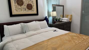 3 bedrooms, iron/ironing board, free WiFi