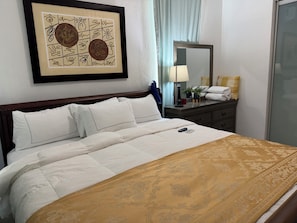 3 bedrooms, iron/ironing board, free WiFi