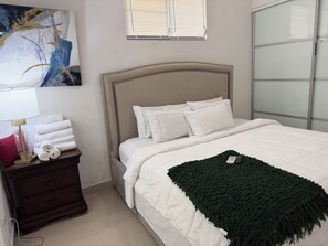 3 bedrooms, iron/ironing board, free WiFi