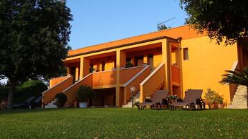 Façade de lâhĂ©bergement