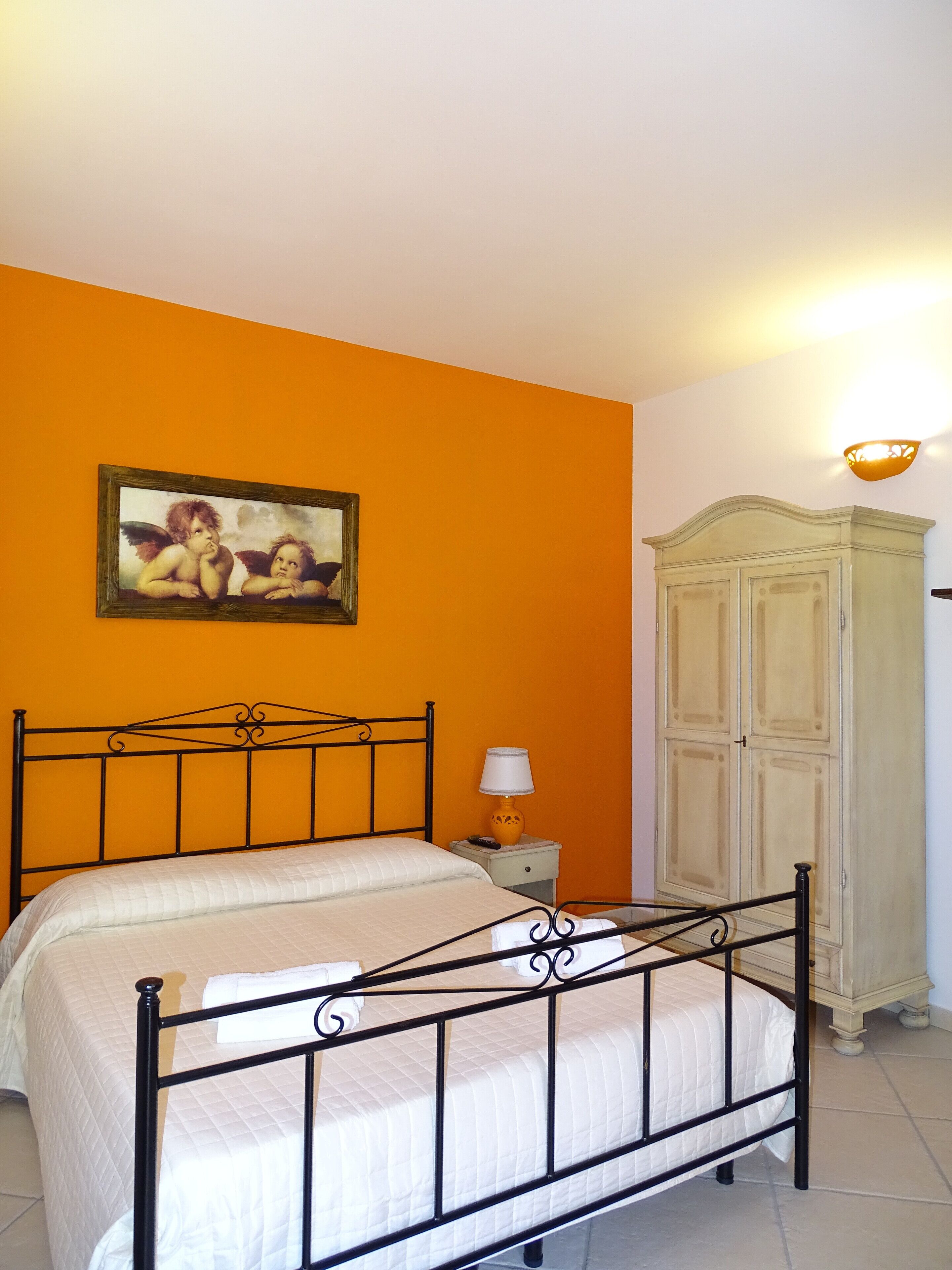 Rom – standard, parkutsikt | Dundyner, minibar, skrivebord og skrivebord for bærbar PC