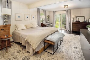 3 slaapkamers, een strijkplank/strijkijzer, wifi, beddengoed