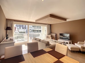 Apartment | Living room