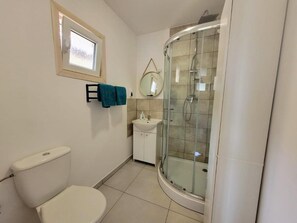 House | Bathroom