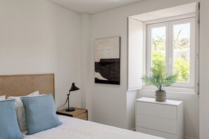 1 chambre, fer et planche à repasser, accès Internet, draps fournis