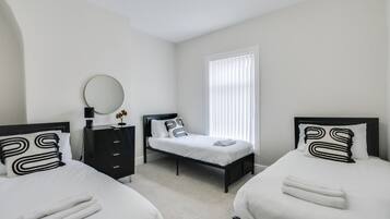 2 Schlafzimmer, Bügeleisen/Bügelbrett, Internetzugang, Bettwäsche