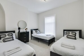 2 chambres, Wi-Fi gratuit, draps fournis