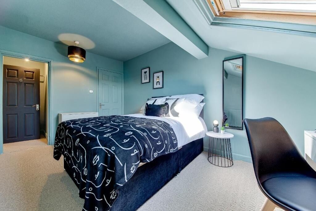 6 soverom, strykejern/-brett, wi-fi og sengetøy