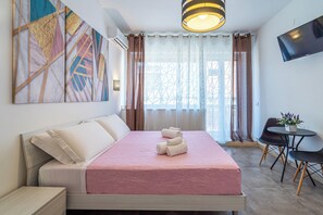 Doppelzimmer, 1 Queen-Bett, Zimmerreinigung, Stadtblick