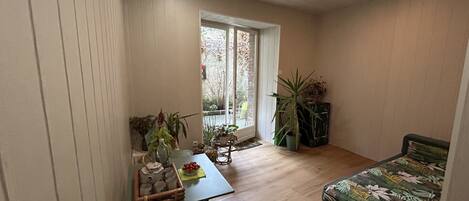 1 bedroom, free WiFi, bed sheets, wheelchair access