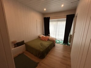 1 dormitorio, wifi gratis, ropa de cama y accesible en silla de ruedas