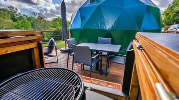 Chalet | Outdoor dining