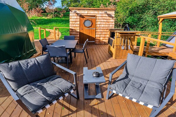 Chalet | Outdoor dining