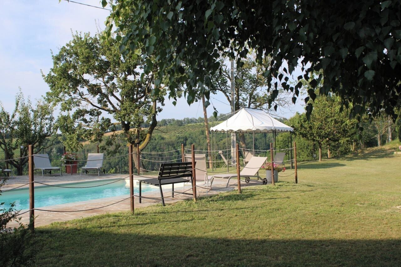 8 kolam renang terbuka 