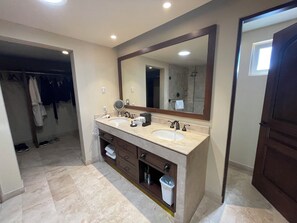 Villa Familiale, vue océan | Salle de bain
